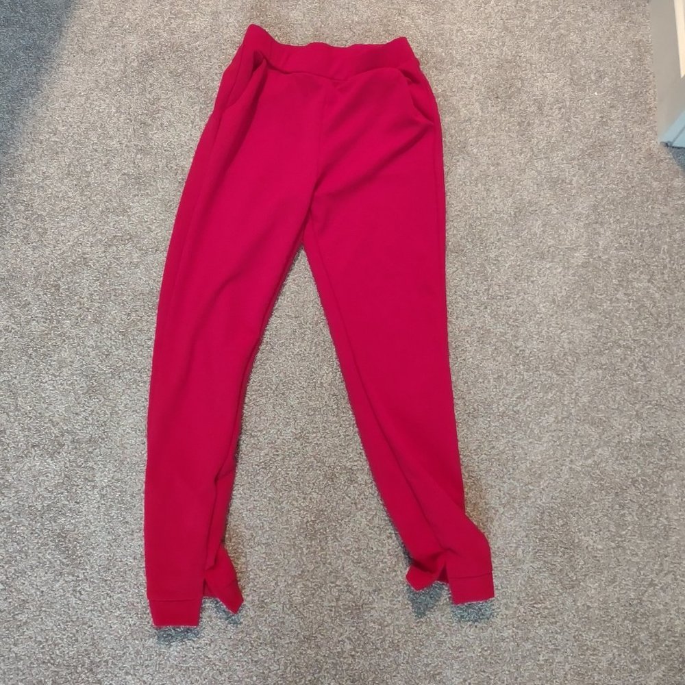 Red  pants